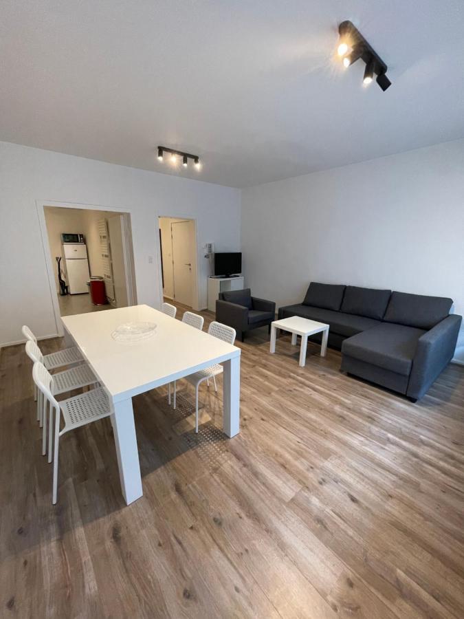 Lovely 2 Bedroom Appartment Near Knokke-Strand Beach Bar Kültér fotó